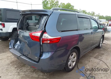 2015 Toyota Sienna Le 7 Passenger/Le 8 Passenger from USA, damaged, VIN 5TDKK3DC4FS684632